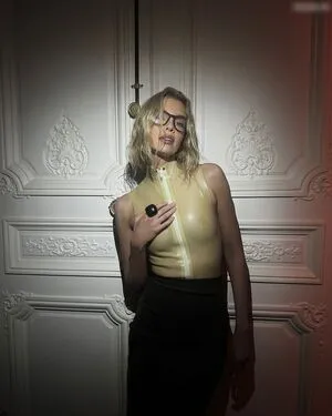 Stella Maxwell OnlyFans Leaked Free Thumbnail Picture - #qFGFjCnltr