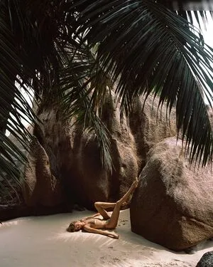 Stella Maxwell OnlyFans Leaked Free Thumbnail Picture - #qubTGPDojs