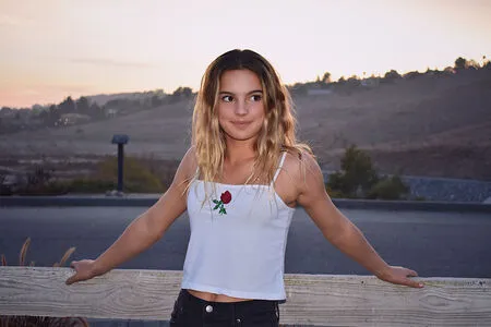 Stella Rose OnlyFans Leaked Free Thumbnail Picture - #FFFWTj4PZB