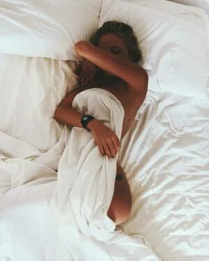 Stella The Light OnlyFans Leaked Free Thumbnail Picture - #7422BMqCAu