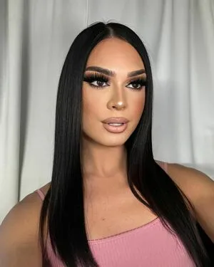 Stella Valenciaga OnlyFans Leaked Free Thumbnail Picture - #9q0dj2LwPj