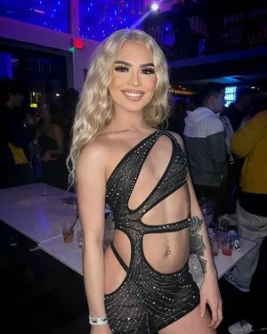 Stella Valenciaga OnlyFans Leaked Free Thumbnail Picture - #RYM13ROaEW