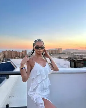 Stella Valenciaga OnlyFans Leaked Free Thumbnail Picture - #atQ55v5xtl