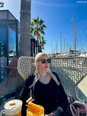 Stellacinderella69 OnlyFans Leaked Free Thumbnail Picture - #CoNsNgilOn