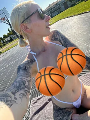 Stellacinderella69 OnlyFans Leaked Free Thumbnail Picture - #pWQh5lMLzE