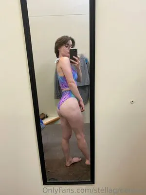 Stellagreenxxx OnlyFans Leaked Free Thumbnail Picture - #MV8qIBWfD2