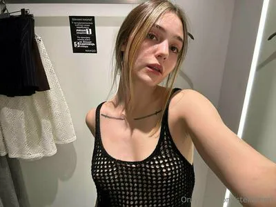 Stellamori OnlyFans Leaked Free Thumbnail Picture - #b1yYIJJsAy