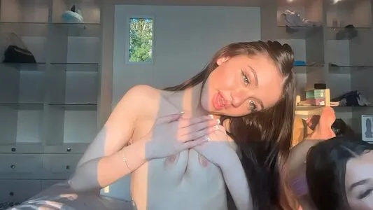 Stellapearl OnlyFans Leaked Free Thumbnail Picture - #ko23FQ25U6