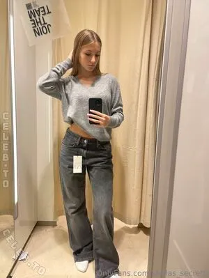 Stellas Secret0 OnlyFans Leaked Free Thumbnail Picture - #7efZbKvnRS