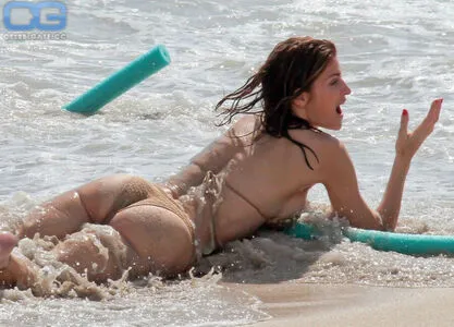 Stephanie Seymour OnlyFans Leaked Free Thumbnail Picture - #FwJSqCrI8S