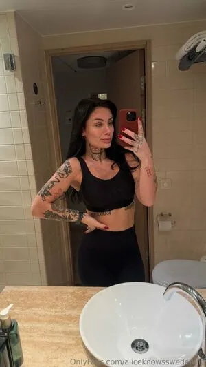 Stephaniekisses OnlyFans Leaked Free Thumbnail Picture - #5bVWXbHv7H