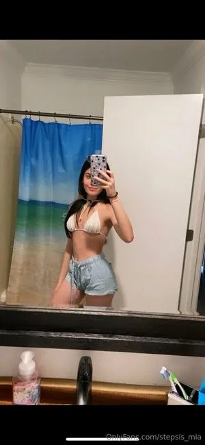 Stepsis Mia OnlyFans Leaked Free Thumbnail Picture - #aRSFfLULoO