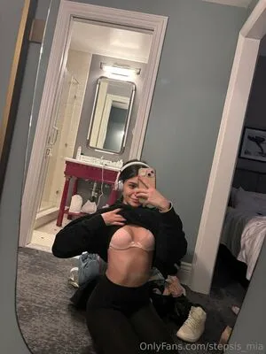 Stepsis Mia OnlyFans Leaked Free Thumbnail Picture - #yyOjFXih4R