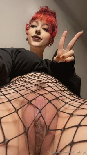 Stepsislillith OnlyFans Leaked Free Thumbnail Picture - #9tSLr5N8gk