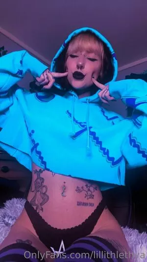 Stepsislillith OnlyFans Leaked Free Thumbnail Picture - #XxPjudYc12