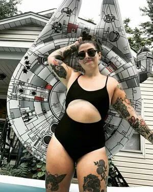 Stepstool Sarah OnlyFans Leaked Free Thumbnail Picture - #2Ehf1GNtxI