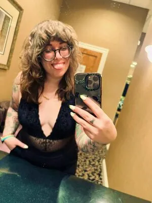 Stepstool Sarah OnlyFans Leaked Free Thumbnail Picture - #LW1fHJc9VY