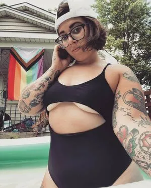 Stepstool Sarah OnlyFans Leaked Free Thumbnail Picture - #O4TwPCwdnm