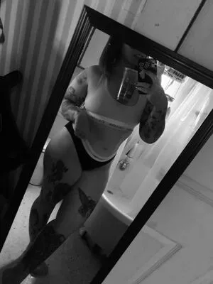Stepstool Sarah OnlyFans Leaked Free Thumbnail Picture - #X96F6g2BLJ