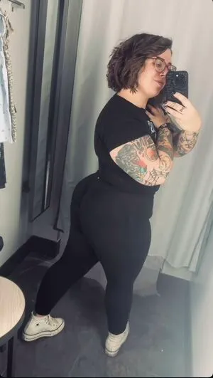 Stepstool Sarah OnlyFans Leaked Free Thumbnail Picture - #wTU5m5GMfF
