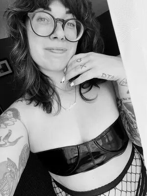 Stepstool Sarah OnlyFans Leaked Free Thumbnail Picture - #xrgK7CFRI5