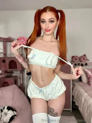 Stewpidsenpai OnlyFans Leaked Free Thumbnail Picture - #APvW78A4Cs