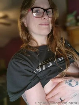 Stonedginger88 OnlyFans Leaked Free Thumbnail Picture - #o0EFXKSUcz