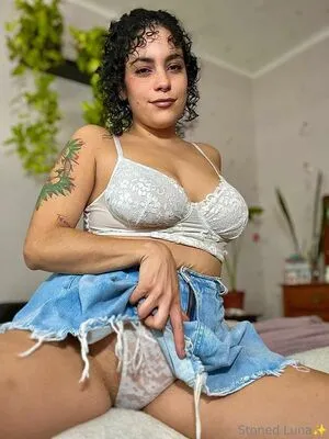 Stonedluna OnlyFans Leaked Free Thumbnail Picture - #tuCCftVMuk