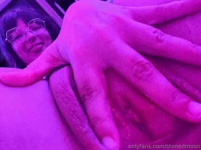 Stonedmoon OnlyFans Leaked Free Thumbnail Picture - #IPAnTxA14k