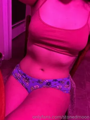 Stonedmoon OnlyFans Leaked Free Thumbnail Picture - #t7Wd2G5oCa