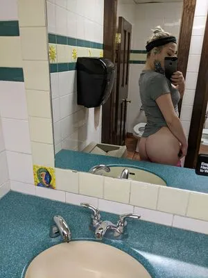 Stonedscorpi0 OnlyFans Leaked Free Thumbnail Picture - #UFvwD502bs