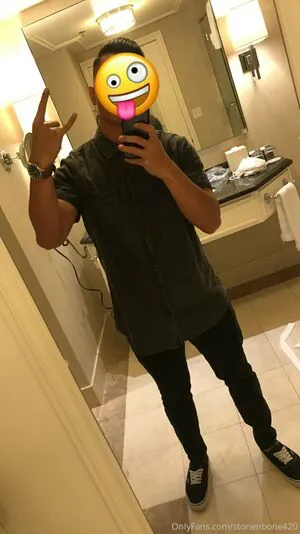 Stonenbone420 OnlyFans Leaked Free Thumbnail Picture - #HsqTzU8YyK