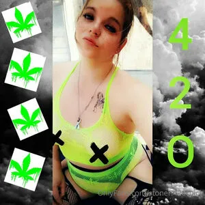 Stoner 420chick OnlyFans Leaked Free Thumbnail Picture - #DCfb04KBJ7