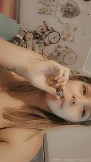 Stoner 420chick OnlyFans Leaked Free Thumbnail Picture - #I28UqFJVIx