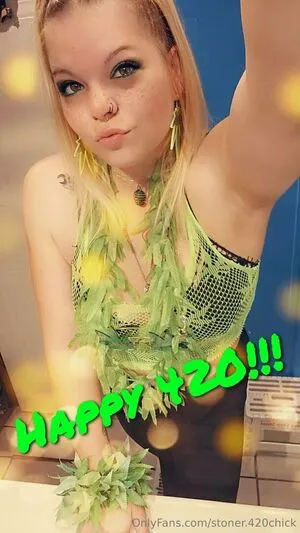 Stoner 420chick OnlyFans Leaked Free Thumbnail Picture - #ZsoquDpiTf