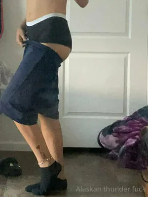 Stonerchick19 OnlyFans Leaked Free Thumbnail Picture - #FnLRnklbu1