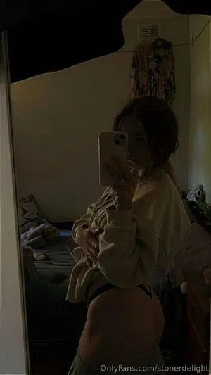 Stonerdelight OnlyFans Leaked Free Thumbnail Picture - #CKLQsS0nzu