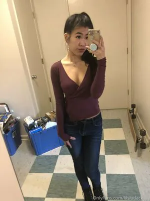 Stonerlaceyyy OnlyFans Leaked Free Thumbnail Picture - #FB5c8phske