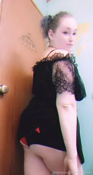 Stonermermaid420 OnlyFans Leaked Free Thumbnail Picture - #HFfnqIn7Ia
