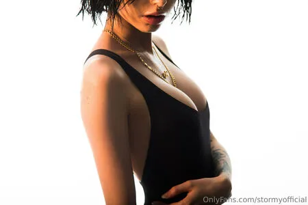 Stormyofficial OnlyFans Leaked Free Thumbnail Picture - #3NAGdgxric