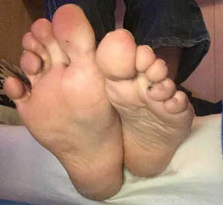Str8altfeetuk OnlyFans Leaked Free Thumbnail Picture - #sOFomX96Rq