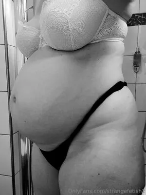 Strangefetish2 OnlyFans Leaked Free Thumbnail Picture - #d1Ke8IHxDx