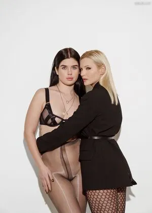 Straplez Com OnlyFans Leaked Free Thumbnail Picture - #4InWy3LwP1
