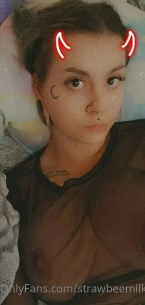 Strawbeemilk OnlyFans Leaked Free Thumbnail Picture - #wPWt9iSkQT