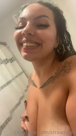 Strawbees OnlyFans Leaked Free Thumbnail Picture - #T8oqy2OlPp