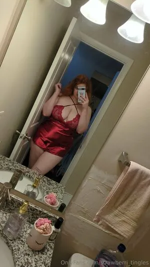 Strawberri Tingles OnlyFans Leaked Free Thumbnail Picture - #PfPWOQBOwc