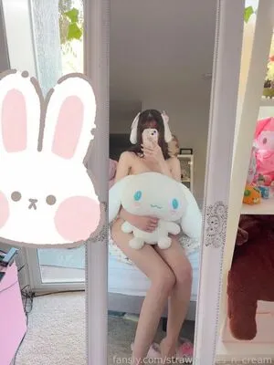Strawberries N Cream OnlyFans Leaked Free Thumbnail Picture - #KNi936d4M7