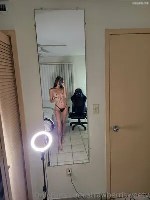 Strawberrissweetv OnlyFans Leaked Free Thumbnail Picture - #QaXnk29g0f