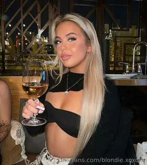 Strawberryblonde18 OnlyFans Leaked Free Thumbnail Picture - #I36EAggonS