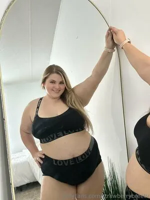 Strawberrybreetv OnlyFans Leaked Free Thumbnail Picture - #2qiiYCiQR9
